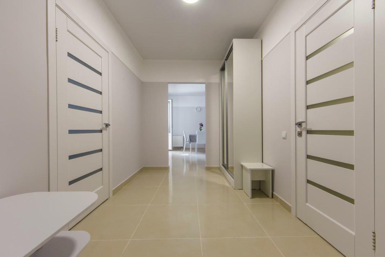 Apartments Kiev エクステリア 写真