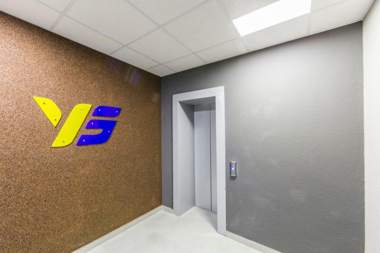 Apartments Kiev エクステリア 写真