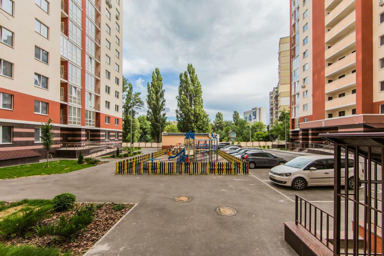 Apartments Kiev エクステリア 写真