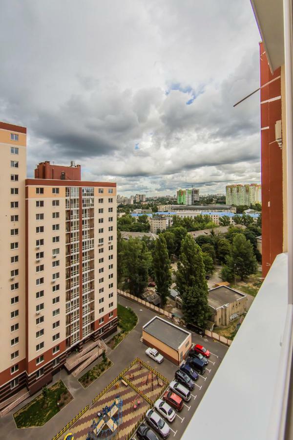 Apartments Kiev エクステリア 写真