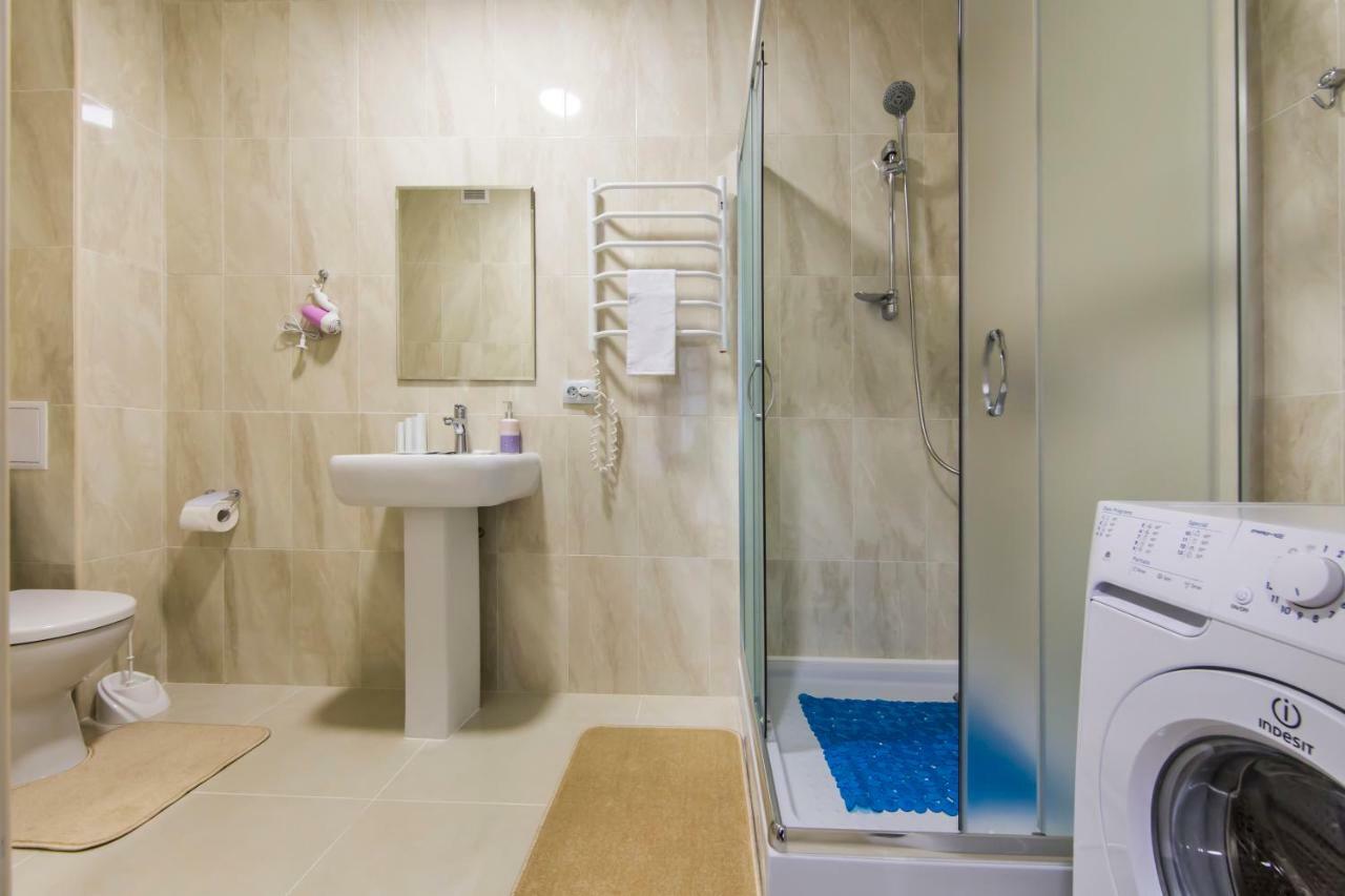 Apartments Kiev エクステリア 写真